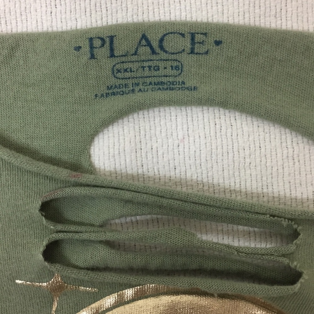 3/$35 PLACE Distressed t-shirt - Picture 5 of 8